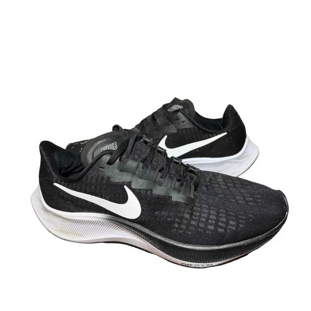 Nike Women’s Zoom Pegasus Black and White Athletic Shoes size 8.5